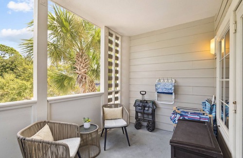 Cassine Village Condo | ON 30A~2 pools~New public beach access~2 min. walk to the beach~Bike to Seaside!
