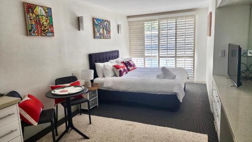Noosa Heads Apartment | On Hastings Street Studio
