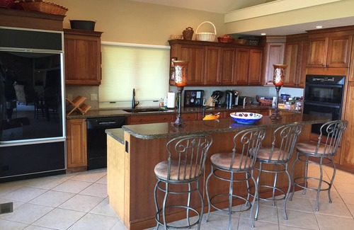 Charlevoix House | ON LAKE CHARLEVOIX - 5 MINUTES FROM DOWNTOWN CHARLEVOIX