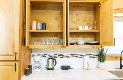 Willis Cottage | on lake time tiny living