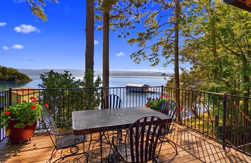 Scottsboro House | On Main Channel: Bass Fishing & Family Fun: TRAEGER PELLET GRILL, kayaks, canoe