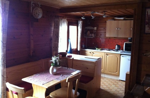 Les Carroz-d'Araches Ski Chalet | ON PISTE CHALET, MAGNIFICENT VIEWS, SKI TO THE DOOR