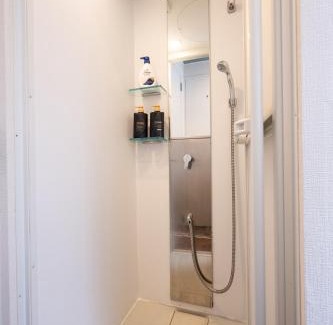 Kaminarimon Apartment | -ON SALE- Thunder Hotel -雷門サンダーホテル- 浅草駅から徒歩5分 ベビー用品付き ファミリーも歓迎 大人8名もOK!