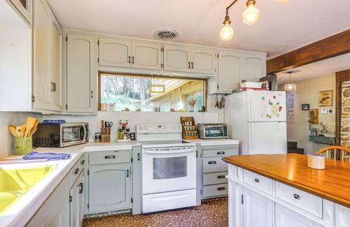 West Point House | On-Site River Access: Quiet Home in Wilseyville!