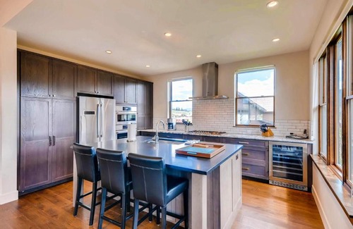 Fairmount On The River House | On the Corner at The Shores
