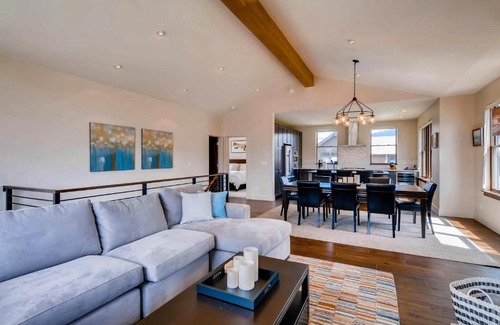 Fairmount On The River House | On the Corner at The Shores
