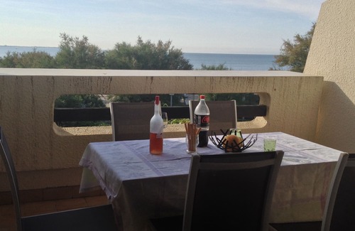 Le Couchant Apartment | On the front line facing the sea, 7 km beach. and less than 1 km from the golf course