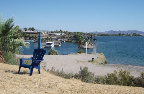 Havasu Lake House | ON The WATER!! At Lake Havasu Resort California - for: Boating, Skiing, Jettin