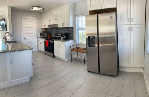 Port Charlotte - Charlotte Harbor House | On Water- Private Pool - Near Beaches - Pet Friendly