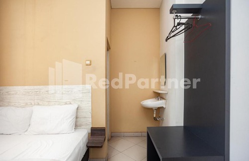 Kemanggisan Hotel | One 2 Residence near Slipi Jaya Mall RedPartner