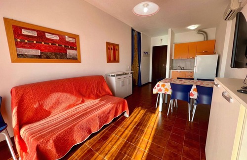 Porto Santa Margherita Apartment | One-bedroom flat with shared pool