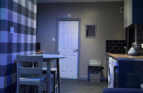 Keighley Apartment | One Bed Studio Apartment