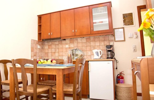 Agios Andreas Apartment | One bedroom appartement with enclosed garden and wifi at Agios Andreas