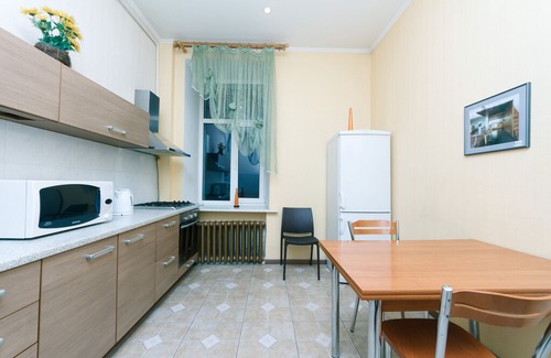 Besarabka Apartment | One bedroom. 6.2 Krutyi descent. Near Khreshchatyk in Kyiv