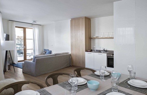Zuers Apartment | One bedroom apartment right on the slopes