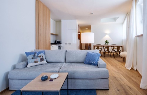 Zuers Apartment | One bedroom apartment right on the slopes