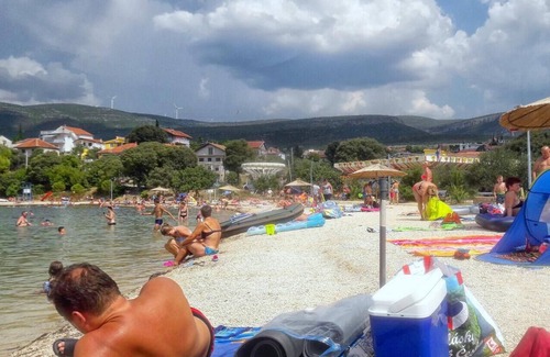 Gornji Karin Apartment | One bedroom apartment with balcony Gornji Karin, Novigrad (A-21514-a)