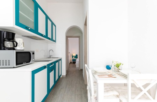 Businci Apartment | One bedroom apartment with terrace and sea view Mavarštica, Čiovo (A-17803-f)