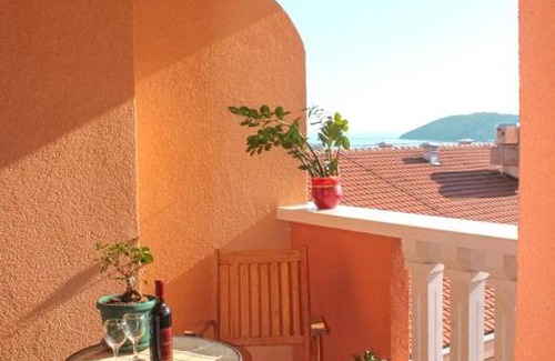 Rozino Apartment | One bedroom apartament with sea view and private parking