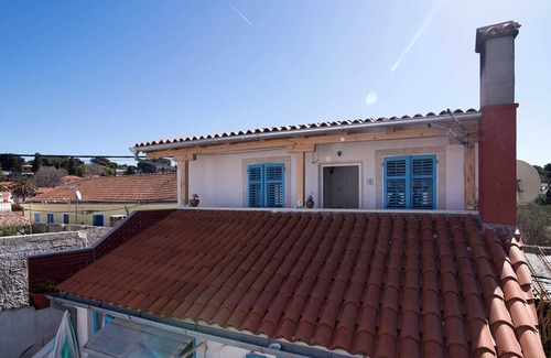 Veli Losinj Apartment | One bedroom apartment with balcony Veli Lošinj, Lošinj (A-7959-b)