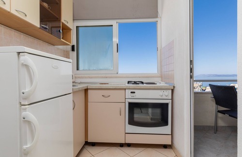 Drasnice Apartment | One bedroom apartment near beach Drašnice, Makarska (A-2670-b)