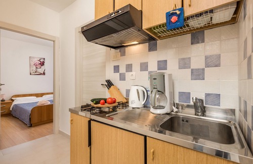 Klenovica Apartment | One bedroom apartment with balcony and sea view Klenovica, Novi Vinodolski (A-5575-b)