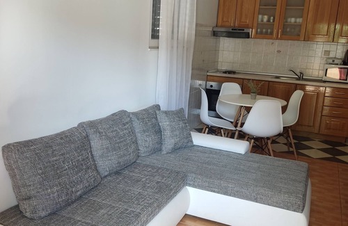 Loviste Apartment | One bedroom apartment with terrace Lovište, Pelješac (A-20427-a)
