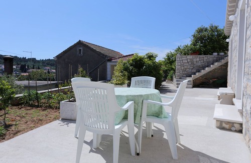 Lumbarda Apartment | One bedroom apartment with terrace Lumbarda, Korčula (A-9474-a)