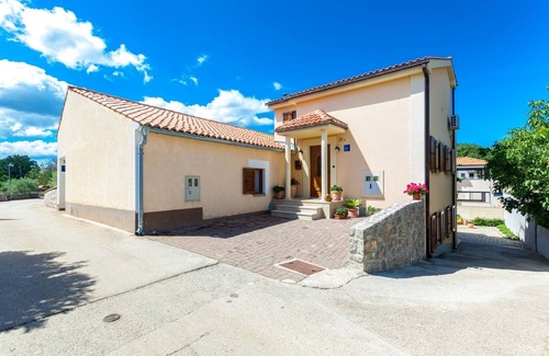 Porat Apartment | One bedroom apartment with air-conditioning Porat, Krk (A-20441-b)
