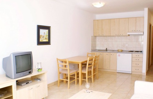 Vinjerac Apartment | One bedroom apartment with air-conditioning Vinjerac, Zadar (A-3093-j)