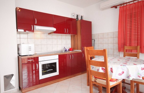Vrsi Apartment | One bedroom apartment with terrace Vrsi - Mulo, Zadar (A-5860-c)