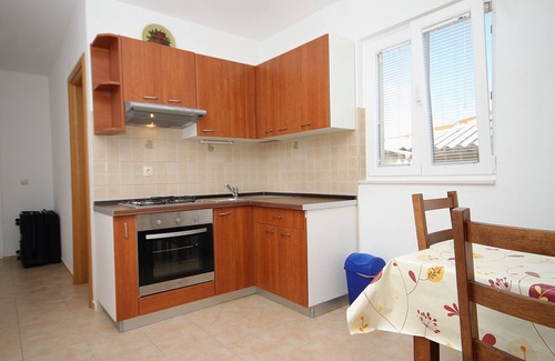 Kustici Apartment | One bedroom apartment with terrace and sea view Zubovići, Pag (A-9363-b)