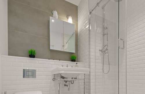West Hendon Apartment | One bedroom Apartment in Hendon
