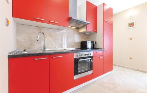 Jesenice Apartment | One-Bedroom Apartment In Jesenice