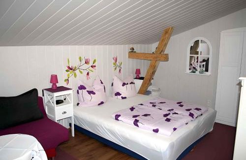 Putbus Apartment | One-Bedroom Apartment in Putbus II
