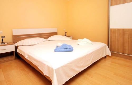 Blato Apartment | One bedroom apartment near beach Cove Danca - Babina, Korčula (A-9322-a)