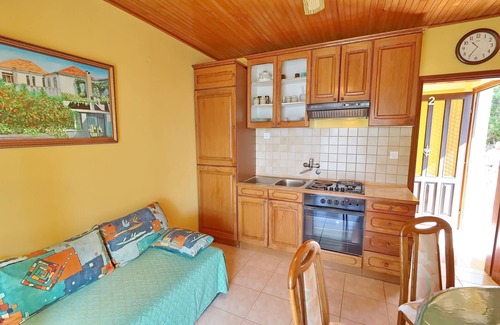 Prizba Apartment | One bedroom apartment near beach Prižba, Korčula (A-20862-b)