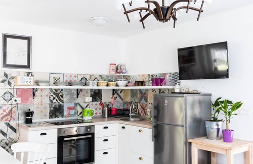 Cove Tri Zala (Zrnovo) Apartment | One bedroom apartment near beach Žrnovska Banja, Korčula (A-5203-a)