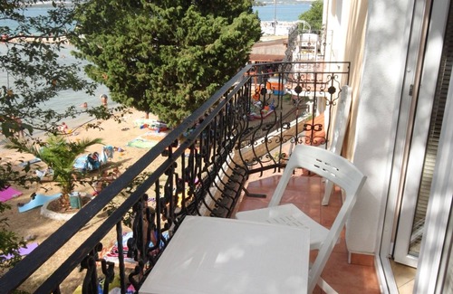 Kraj Apartment | One bedroom apartment near beach Kraj, Pašman (A-3460-f)