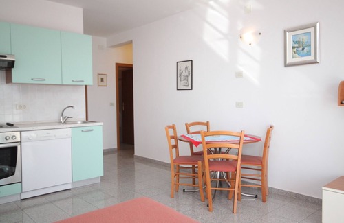 Medveja Apartment | One bedroom apartment near beach Medveja, Opatija (A-3430-b)