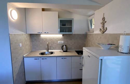 Loviste Apartment | One bedroom apartment with terrace and sea view Lovište, Pelješac (A-10197-a)