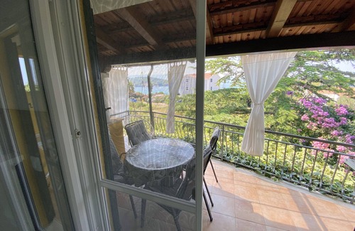 Loviste Apartment | One bedroom apartment with terrace and sea view Lovište, Pelješac (A-10197-a)