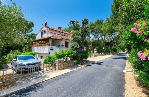 Artatore Apartment | One bedroom apartment with terrace Artatore, Lošinj (A-2509-c)