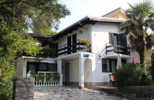 Artatore Apartment | One bedroom apartment with terrace Artatore, Lošinj (A-5377-c)