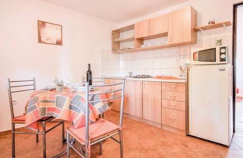 Valbandon Apartment | One bedroom apartment with terrace Fažana (A-7207-b)