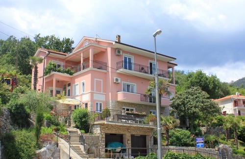 Medveja Apartment | One bedroom apartment with terrace and sea view Medveja, Opatija (A-2305-c)