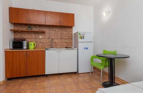Gradac Apartment | One bedroom apartment with terrace Podaca, Makarska (A-6050-c)