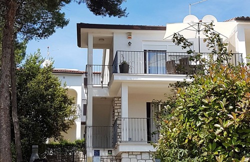 Borik Apartment | One bedroom apartment with terrace and sea view Rovinj (A-3373-b)