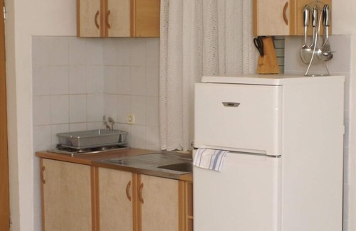 Trpanj Apartment | One bedroom apartment with terrace Trpanj, Pelješac (A-3162-c)