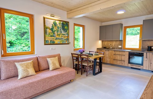Bovec Apartment | One-Bedroom Apartment with Large Private Terrace, Mountain View – House Elipsa